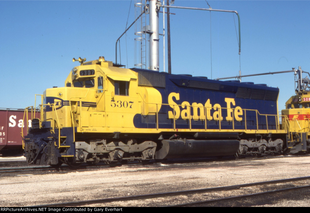 ATSF SD45u #5307 - Atchison, Topeka & Santa Fe